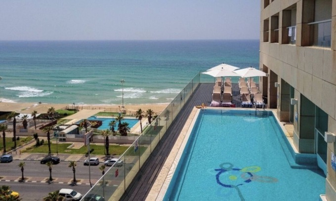 Bat Yam Apartment | 907GO to Bat Yam balcony,sea view.Free parking
