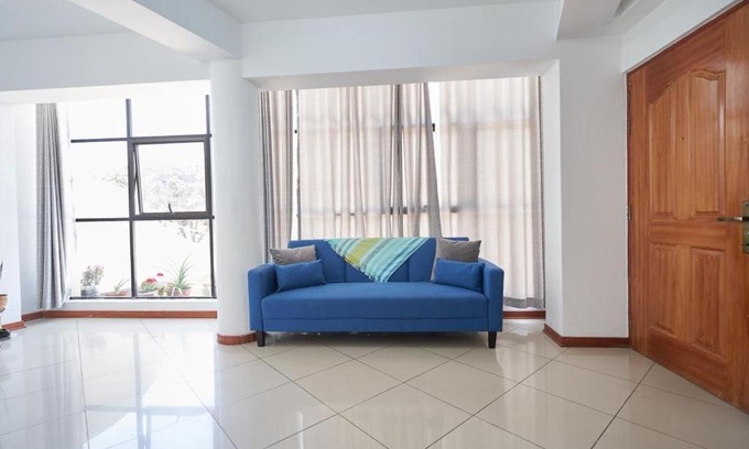 Trujillo Apartment | A 3 Cdras del Centro histórico, Amplio y en Piso 2