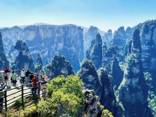 Yongding House | A deer has you INN near by Tianmen Shan-Free pick-up-Aerial Cableway