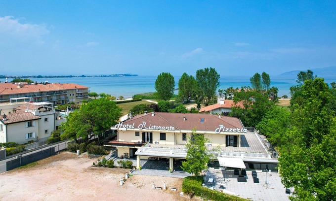 San Benedetto di Lugana Hotel | A.G. Holiday Hotel