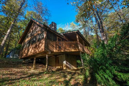 Gatlinburg - Pigeon Forge Villa | A Mountain Surprise