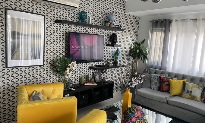 La Julia Apartment | A Piece of heaven right in the middle of the city.