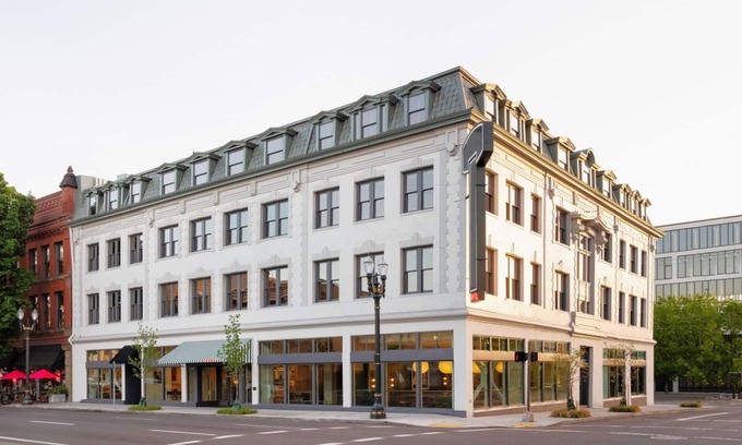 Buckman Neighborhood Apartment | A Place You'll Surely Enjoy! Pets Allowed, Minutes to Lan Su Chinese Garden