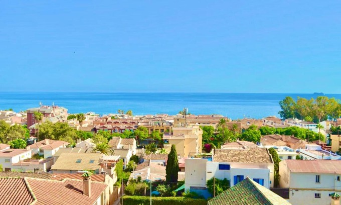 Pedregalejo Apartment | A view 2 HEAVEN