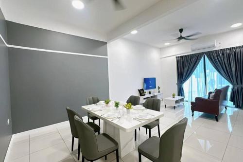 Tebrau House | A15 Tebing Dato Onn 15