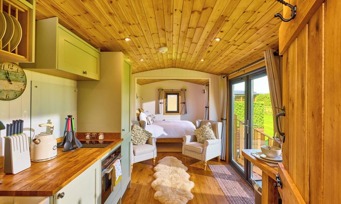 Wichenford House | Abberley Shepherds Hut - Ockeridge Rural Retreats