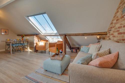 West Cliff House | Abbey Lookout