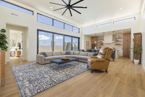 Hurricane House | About Time at Sand Hollow Resort