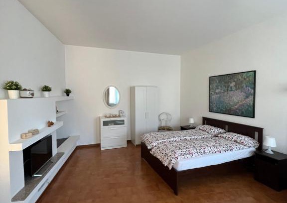 Parabiago House | accogliente camera con bagno privato