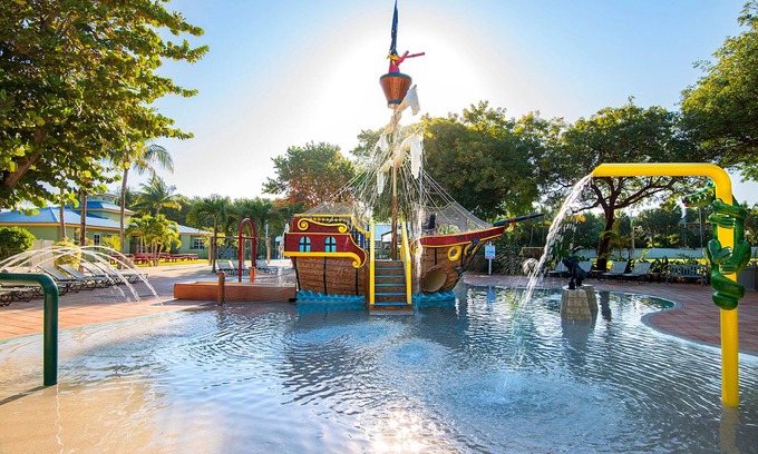 Marathon Apartment | ADA Family Room | Resort Perks | No Hidden Fee