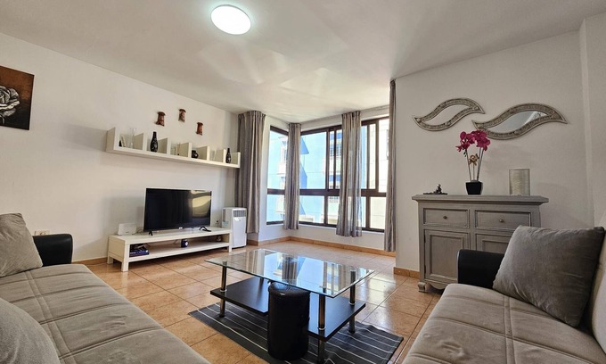 Los Abrigos Apartment | Ada´s Home, Los Abrigos, Wifi and Near the Beach