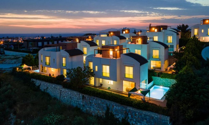 Kadnlar Denizi Mahallesi Villa | Ada Villas