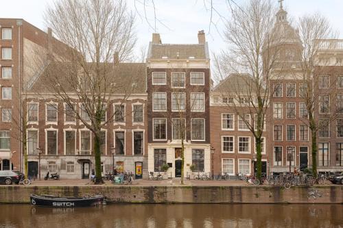 Amsterdam City Centre Hotel | Adam's Canal House