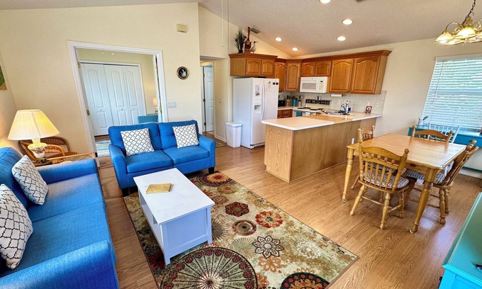 Nettles Island House | adorable 2 bedroom 1 bath beach house