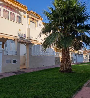 Torre de Benagalbon House | Adosado frente a la Playa