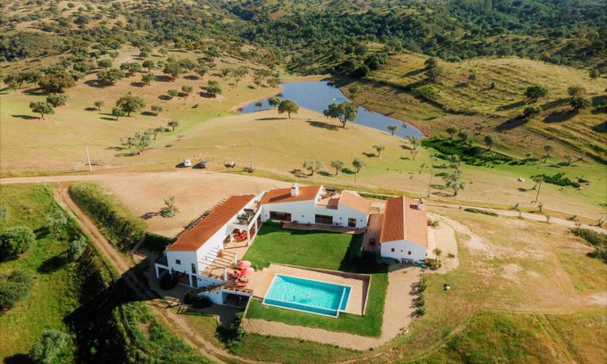 Serpa House | Agroturismo Flores do Campo