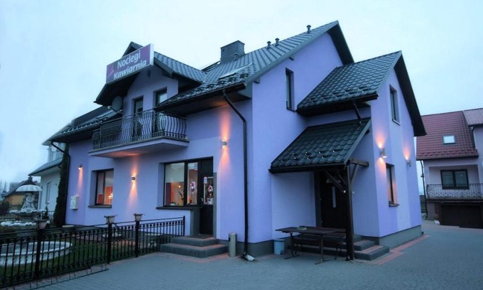 Bodzentyn House | AGROTURYSTYKA MAŁA CZARNA
