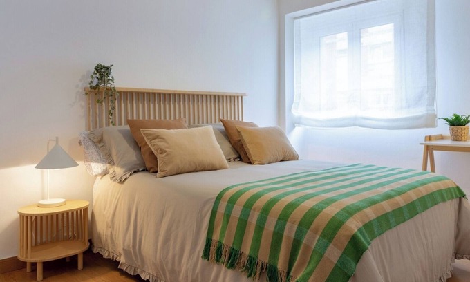 Distrito Oeste Apartment | AH El Rincón de la Calzada. VUT-5778-AS