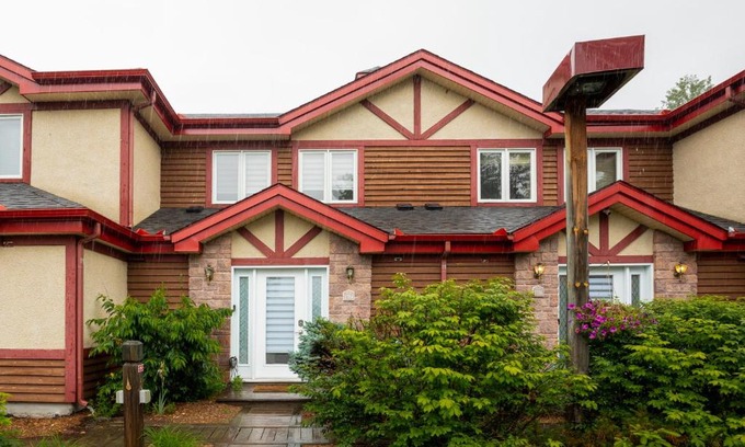 Mont-Tremblant Apartment | Aiglon 2 bedrooms by Chez Tremblant