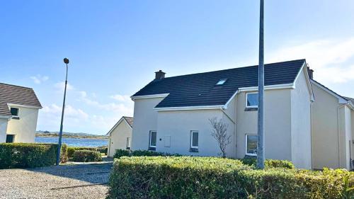 Ballyconneely House | Aillebrack Cottage