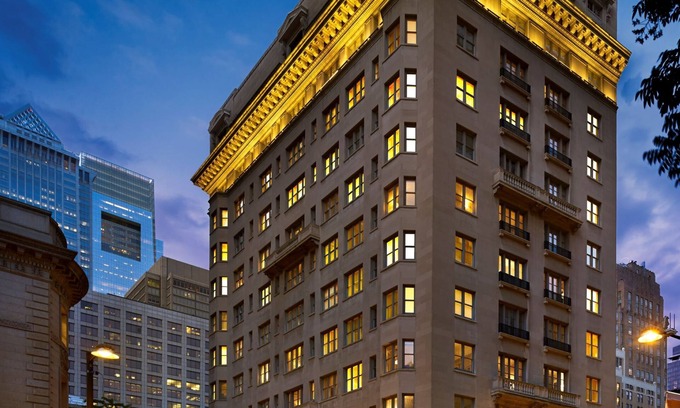 Rittenhouse Row Hotel | AKA Rittenhouse Square