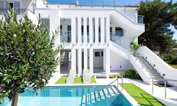 Thasos Town Hotel | Albatros Beach House