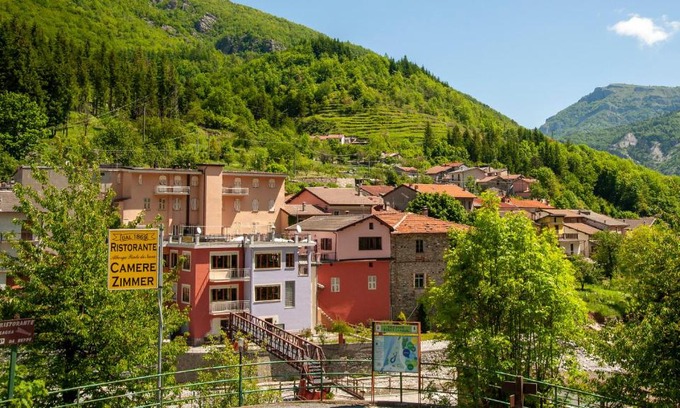 Ponte di Nava Hotel | Albergo Ponte di Nava