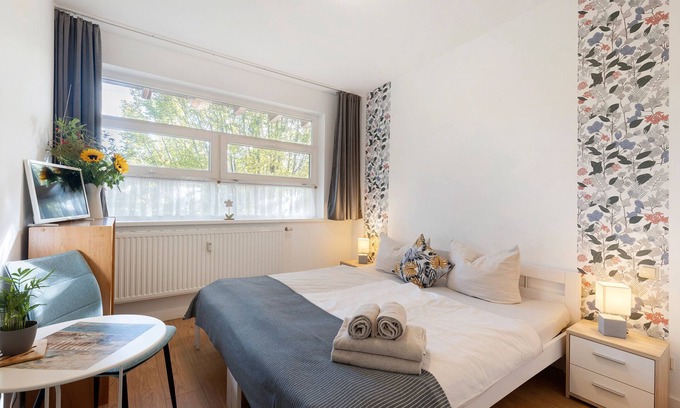 Gross Glienicke Apartment | Albrechtshof Room Park View 2