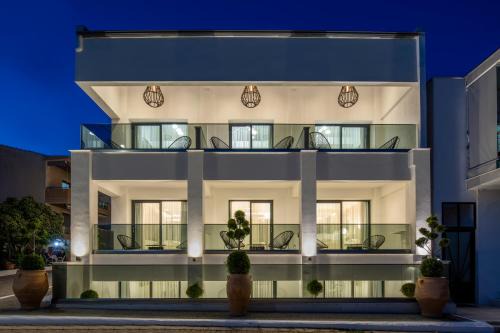 Sarti Apartment | Alexandrion Appartments Down Town Adults Only