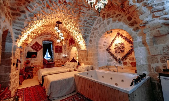 Artuklu Hotel | Ali Paşa Konağı