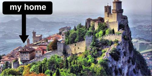San Marino House | All'ingresso delle antiche mura della città