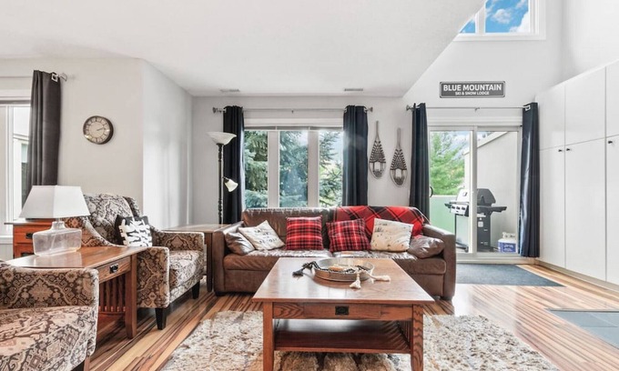 The Blue Mountains Condo | All Seasons Sierra Lane Retreat (88371)