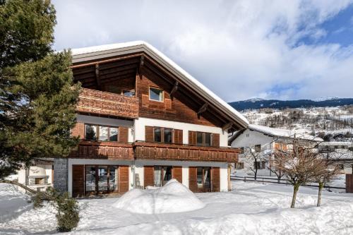 Schruns Apartment | Alpenblick Apartments Montafon by A-Appartments