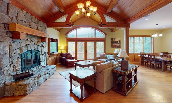 Tamarack Resort Condo | Alpine Archway