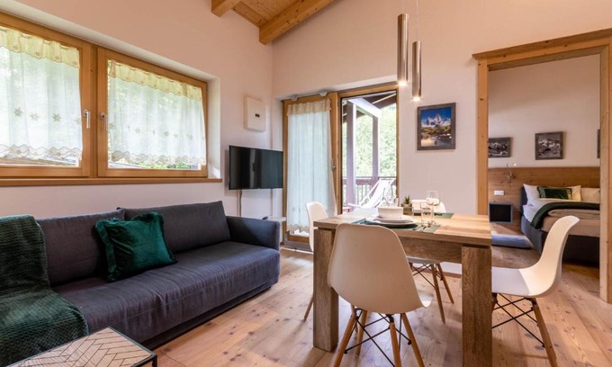 Casola Apartment | Alpine View Plan de Corones