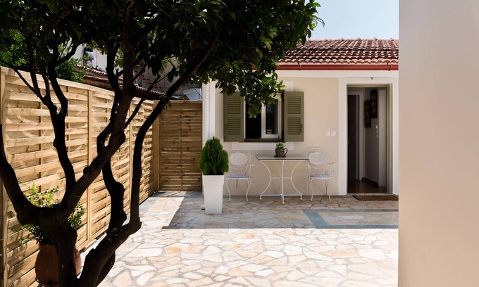 Ipsos House | ALS Holiday Houses by Konnect