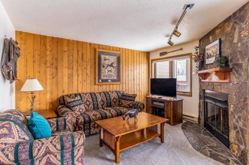 Whitefish Apartment | Altitude Adjustment