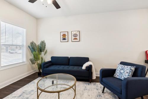 Clarksville Apartment | Alto L5 I Great For The Family I Pool I Parking