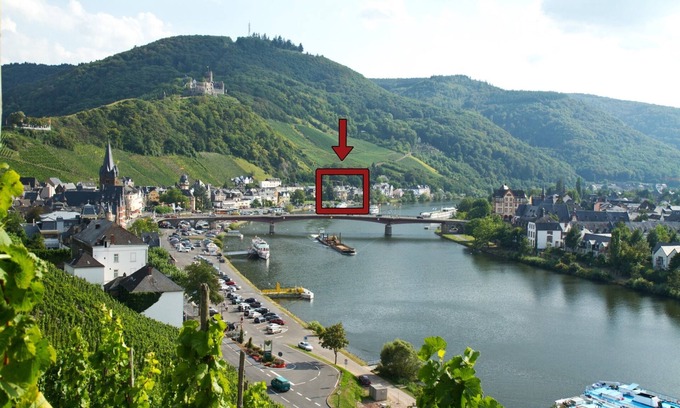 Bernkastel Apartment | 'Am Bernkasteler Moselufer', vacation apartment next to the river Mosel