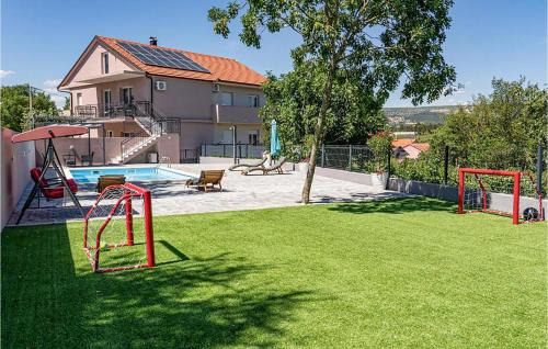 Zmijavci Apartment | Amazing Apartment In Zmijavci