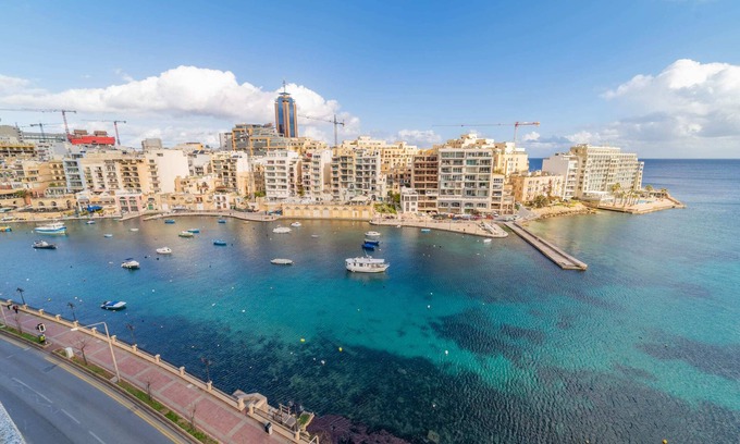 St. Julian's Apartment | Amazing Views of Spinola Bay in Heart of St.julians