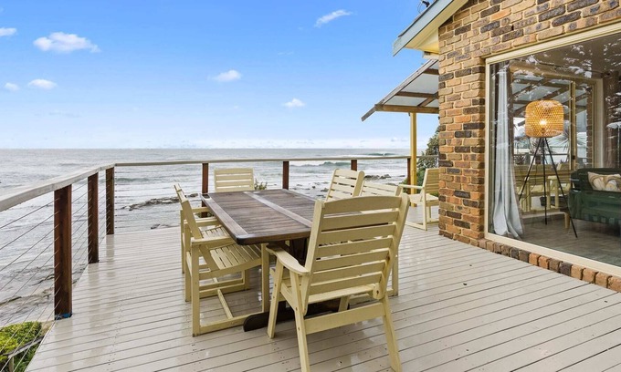 Blue Bay House | Amazing Water-Front Family Escape - Blue Bay