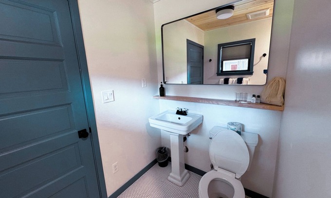 Nevada City Cottage | Amber Cottage at Piety Hill Cottages