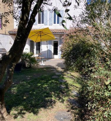 Pomerol Bed & Breakfast | Amis Wine House