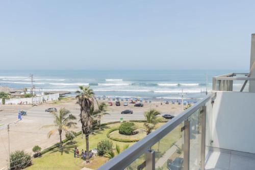 Trujillo House | Amplio Duplex Huanchaco - Vista al Mar y Ascensor