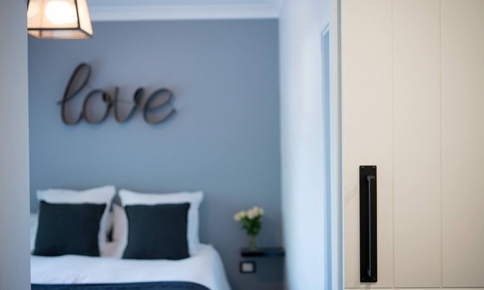 Bowral Cottage | An enchanting cottage superbly designed to meet every guests wishes