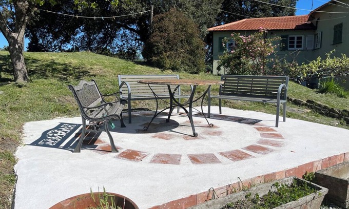 Bolzaneto Apartment | An old country house surrounded by greenery just 9 km from the center of Genoa.