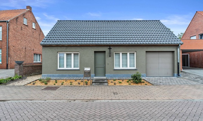 Dessel House | An's Vakantiehuisje een Smaakvolle Ingerichte Vakantiewoning in Dessel Witgoor