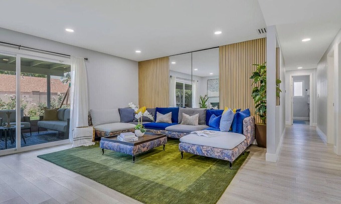 Sherwood Forest and Thistle Development House | AN15-ST1- Family home with Playground & Hot Tub