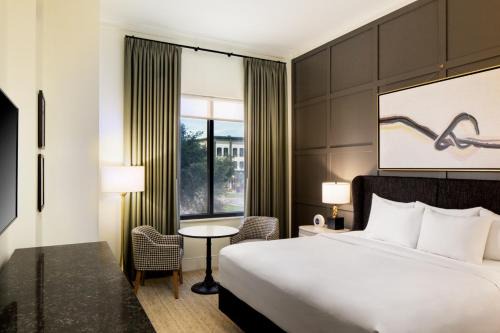 Historic District - North Hotel | Andaz Savannah, By Hyatt